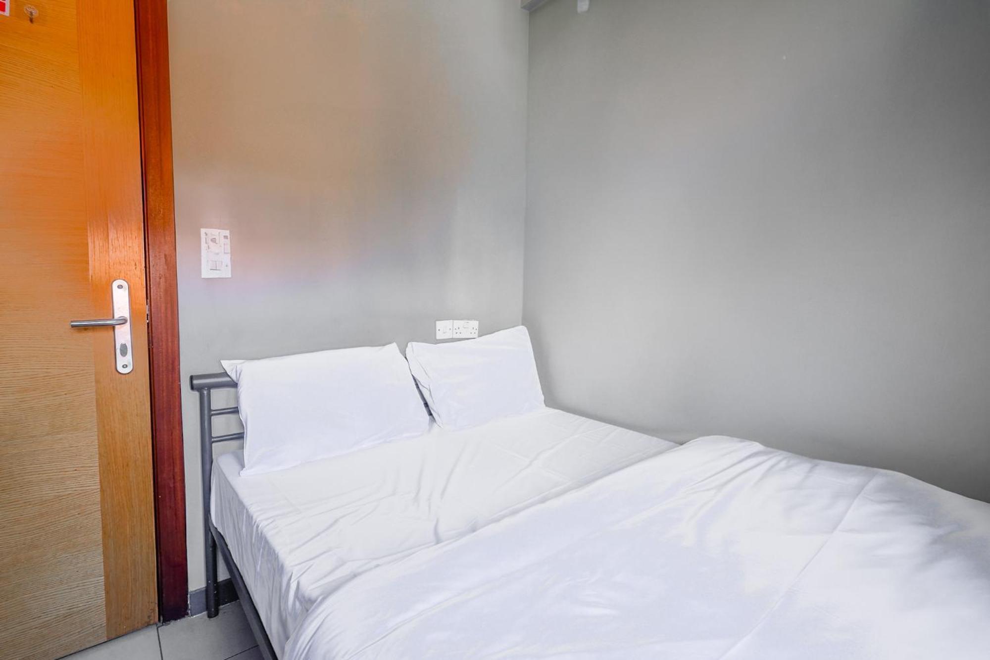 Rest Up Hostel